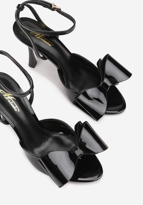 Czarne Lakierowane Sandały z Kokardkami Orimoni 6