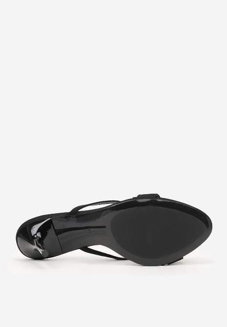 Czarne Klapki na Szpilce z Metalicznym Zdobieniem w Kształcie Owalu Meridsya 7