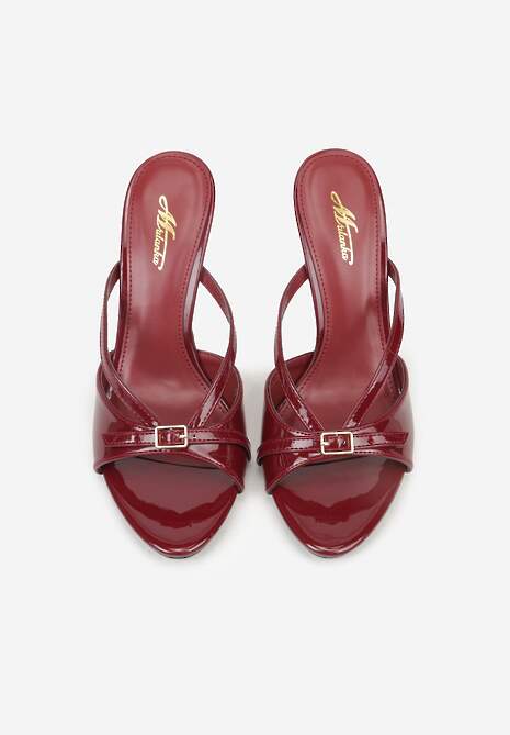 Bordowe Klapki na Szpilce z Paskami Klamerką i Lakierowanym Połyskiem Urneiros 6