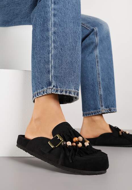 Czarne Klapki na Platformie Ozdobione Koralikami Klamrami i Frędzlami Leurecea