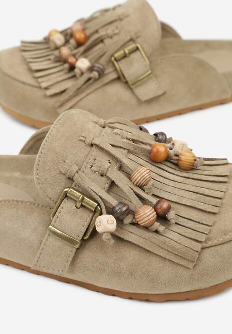 Zielone Klapki na Platformie Ozdobione Koralikami Klamrami i Frędzlami Leurecea