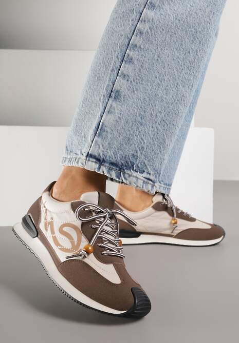 Brązowe Sneakersy Ozdobione Geometrycznym Motywem Phiaronei
