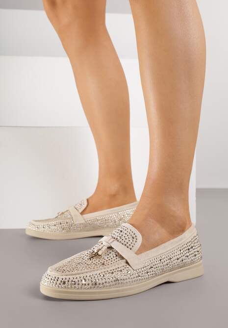 Beżowe Mokasyny z Cyrkoniami i Ozdobami Distantsteam