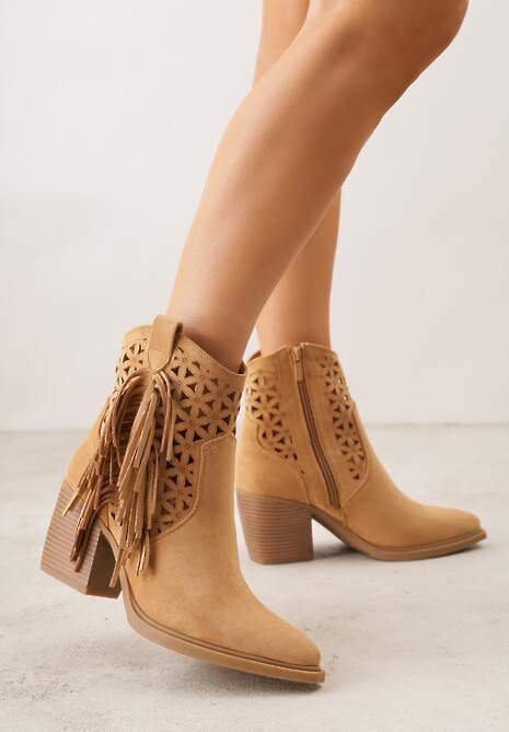 Brązowe Ażurowe Botki Typu Kowbojki na Stożku Ozdobione Frędzlami Pentora