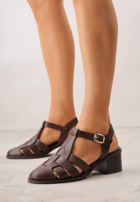 Ciemnobrązowe Sandały na Stożku Ozdobione Geometryczną Cholewką Peripe