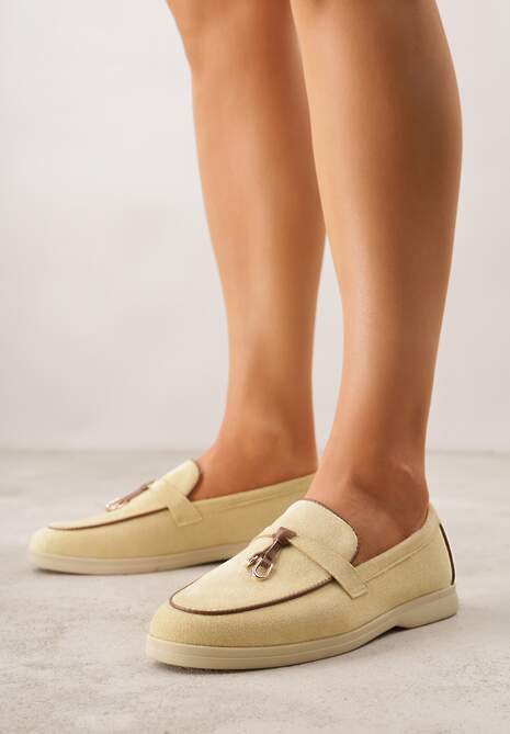 Żółte Mokasyny z Imitacji Zamszu z Zawieszką na Nosku Theophitos