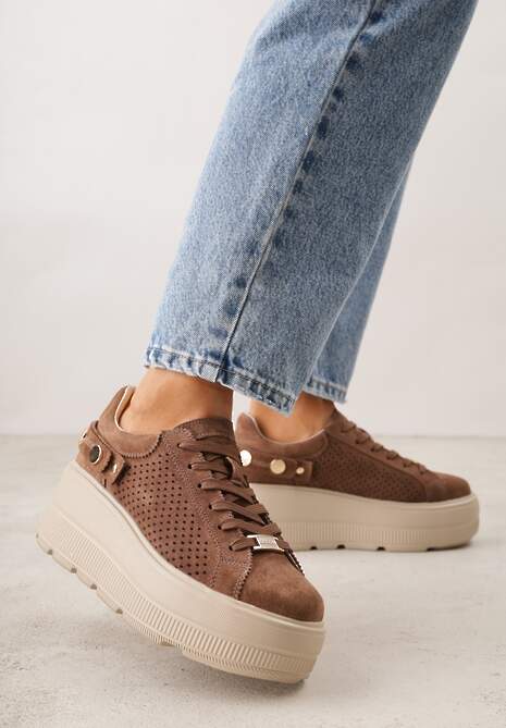 Brązowe Perforowane Sneakersy ze Skóry Naturalnej na Platformie i Koturnie Risyla