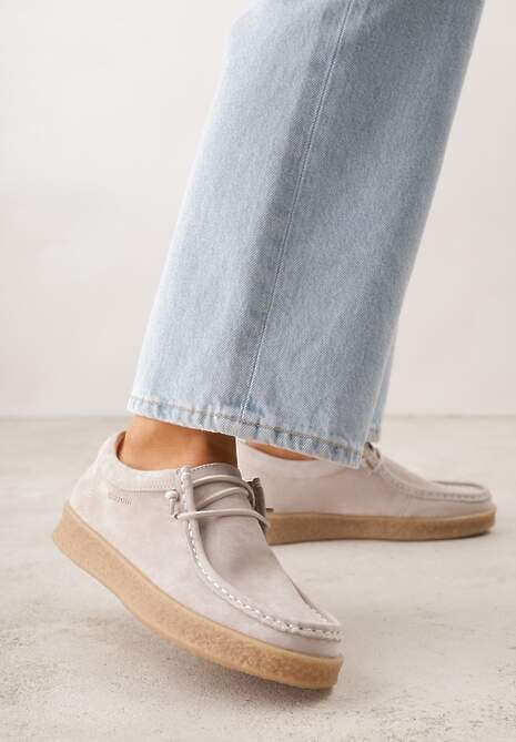 Beżowe Półbuty z Zamszu Naturalnego ze Skórzaną Wkładką i Przeszyciami Oaraneva