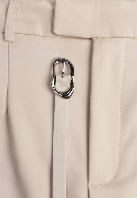 Beżowa Spódnica z Bawełną o Dopasowanym Kroju z Paskiem i Podszewką-Szortami Vitia 6