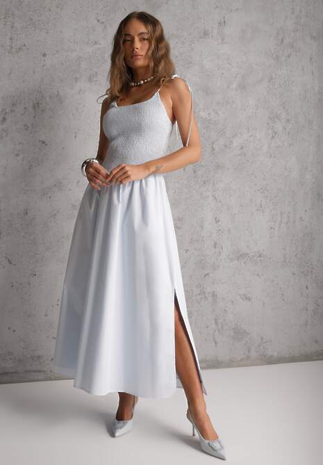 Niebieska Rozkloszowana Sukienka z Bawełny z Gumkami w Biuście i Ramiączkami na Wiązanie Omphoreia