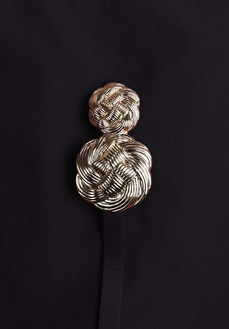 Czarne Spódnico-Szorty High Waist Ozdobione Metaliczną Aplikacją i Paskiem Retness 6