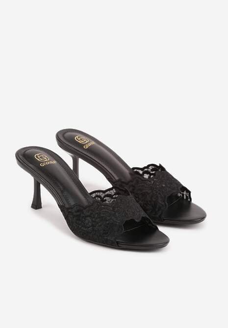 Czarne Klapki na Metalicznej Szpilce z Koronką Theiseusa 5