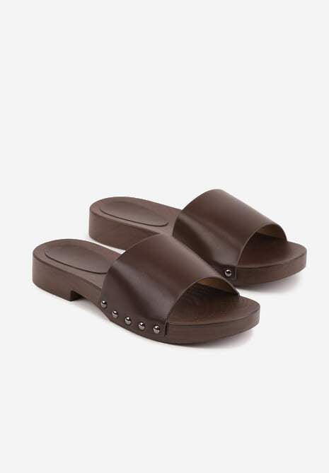 Ciemnobrązowe Klapki Ozdobione po Bokach Nitami Neameronei 5