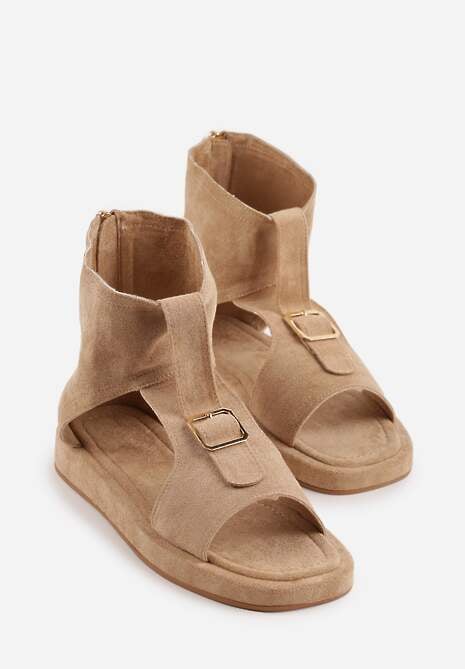 Ciemnobeżowe Sandały Typu Botki Ozdobione Metaliczną Klamrą z Przodu Adrasaia 5
