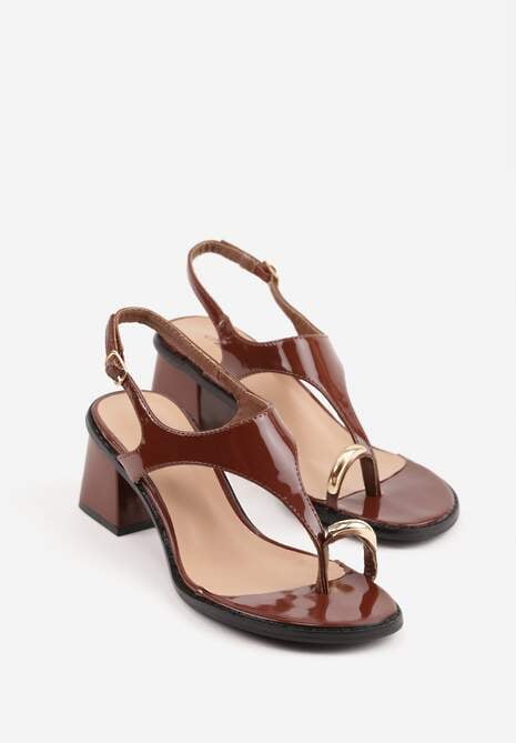 Brązowe Sandały w Stylu Japonek na Niskim Słupku z Aplikacją Fyreltarish 5