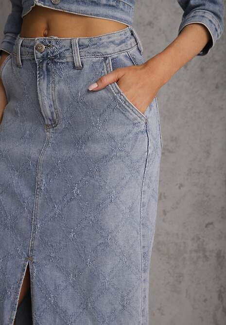 Niebieska Jeansowa Spódnica z Bawełny Zdobiona Printem w Romby i Rozcięciem Chrissna 5