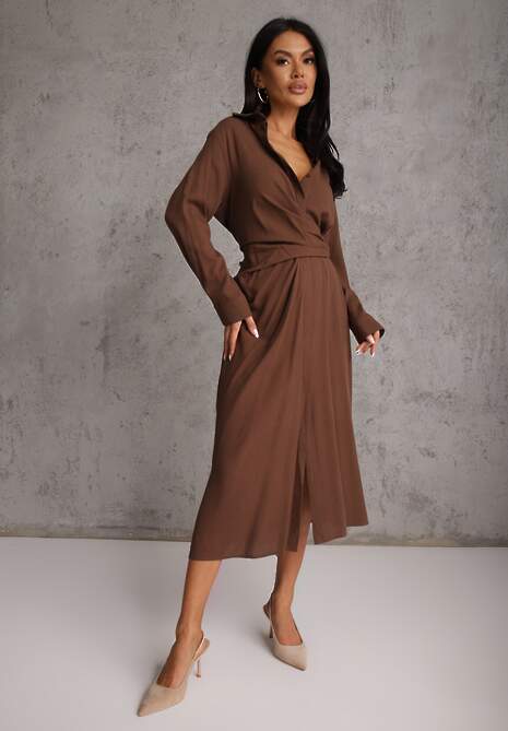 Brązowa Koszulowa Sukienka z Wiskozy z Asymetrycznym Drapowaniem i Guzikiem Hetasa 4