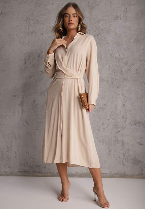 Beżowa Koszulowa Sukienka z Wiskozy z Asymetrycznym Drapowaniem i Guzikiem Hetasa