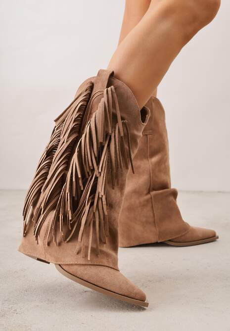 Brązowe Botki Kowbojki na Słupku Ozdobione Frędzlami  i Wywiniętą Cholewką Aedime