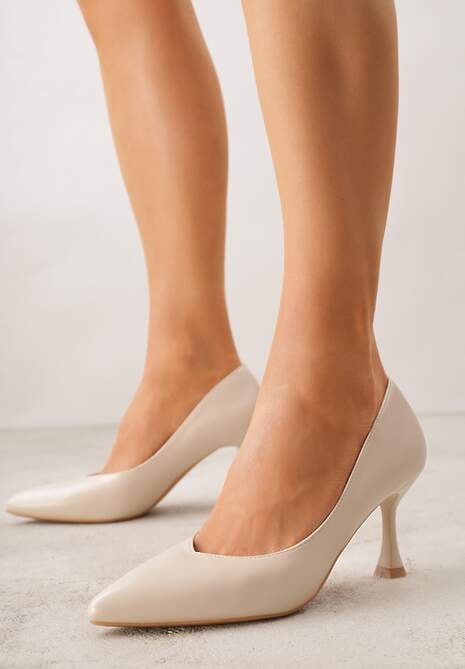 Beżowe Czółenka na Geometrycznej Szpilce Iolissa