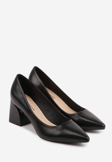 Czarne Czółenka na Stożkowym Słupku o Nicud 5