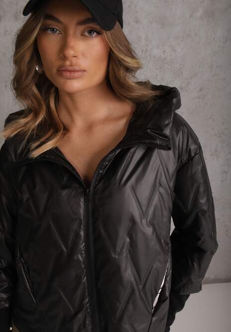 Czarna Pikowana Kurtka z Kapturem z Materiałem na Rękawach Grigoria 5