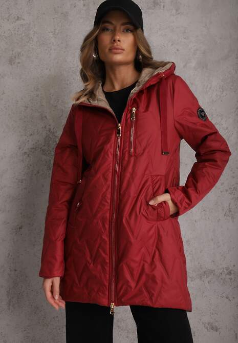 Czerwona Długa Kurtka Parka Pikowana z Kapturem Ozdobiona Aplikacją Rossea 4