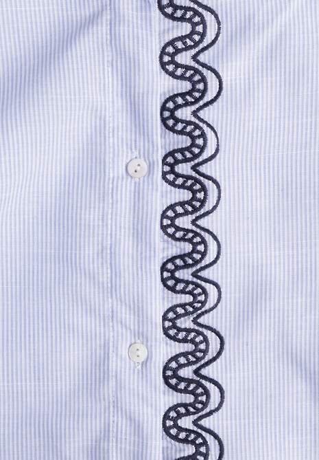 Niebieska Bawełniana Koszula z Falbanką i Haftem Ostorea 6