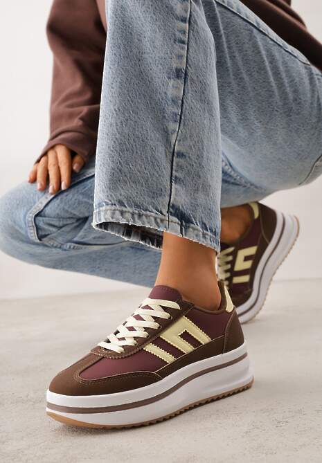 Brązowe Sneakersy na Platformie z Geometrycznym Motywem Hippiopis