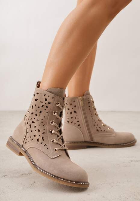 Ciemnobeżowe Skórzane Botki z Ażurowym Wzorem Kasona