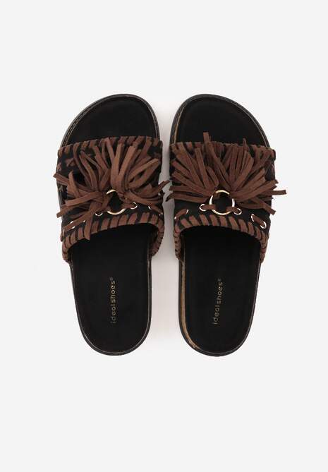 Czarne Klapki Boho z Ozdobnymi Frędzlami Samsonitta 6