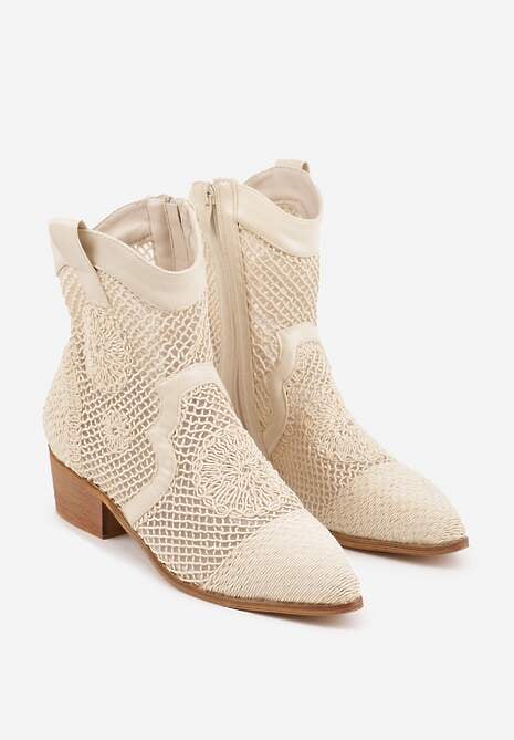 Beżowe Botki Kowbojki na Stożku z Ażurową Cholewką z Haftem Isarna 5