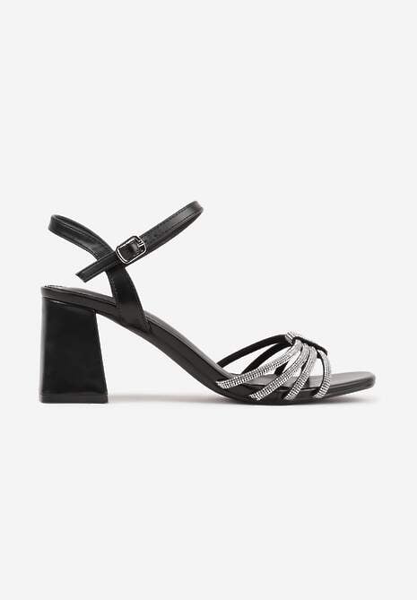 Czarne Sandały Ozdobione Paskami z Cyrkoniami i Kwadratowym Obcasie Zitalia 4
