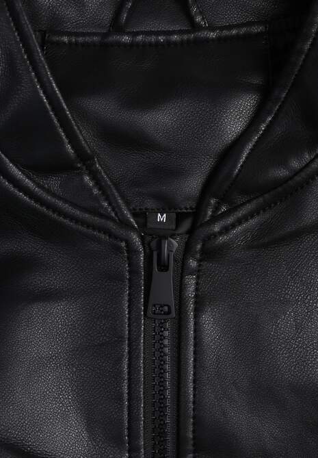 Czarna Cropped Kurtka Bomber Jacket z Imitacji Skóry Edarae 6