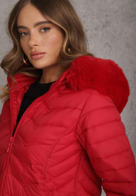 Czerwona Przejściowa Kurtka z Pikowaniem Bocznymi Ściągaczami i Kapturem Fezizia 5
