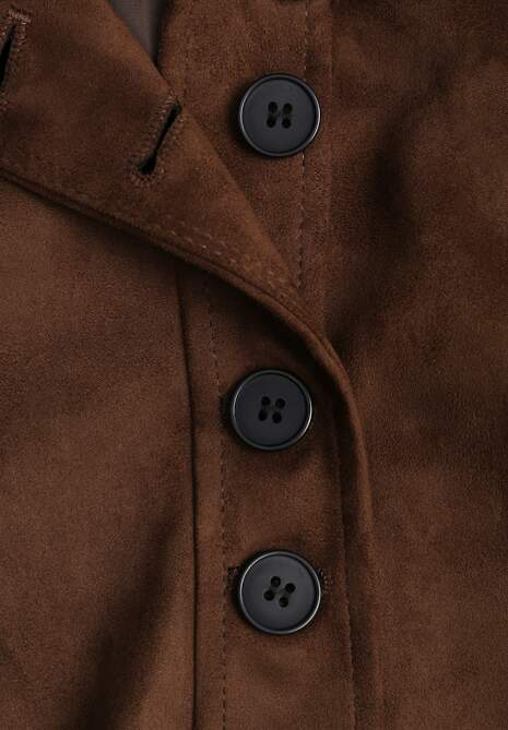 Brązowa Kurtka Bomber Jacket Ozdobiona Guzikami Quilimi 6