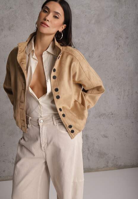 Jasnobrązowa Kurtka Bomber Jacket Ozdobiona Guzikami Quilimi 5