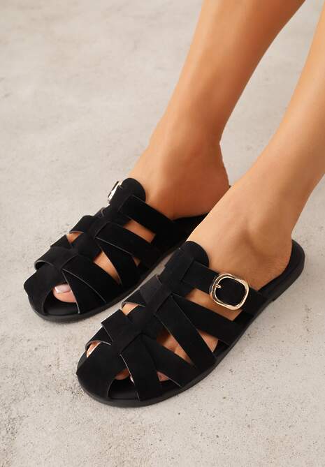 Czarne Klapki Gladiatorki z Ozdobną Sprzączką Lusanatia