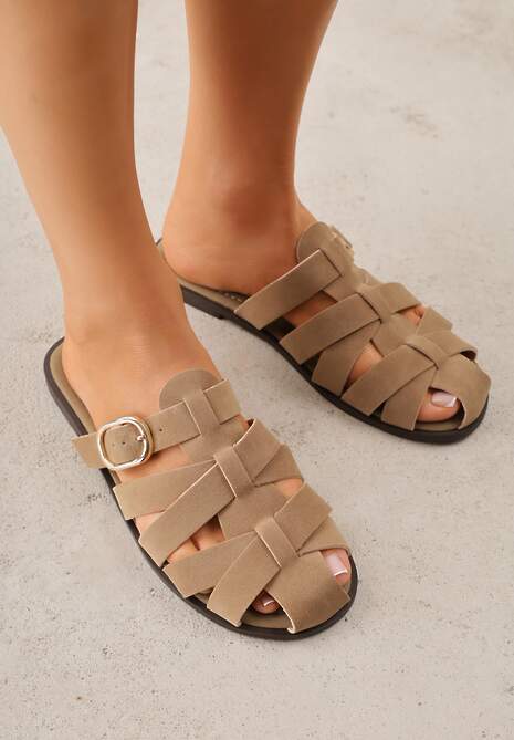 Ciemnobeżowe Klapki Gladiatorki z Ozdobną Sprzączką Lusanatia