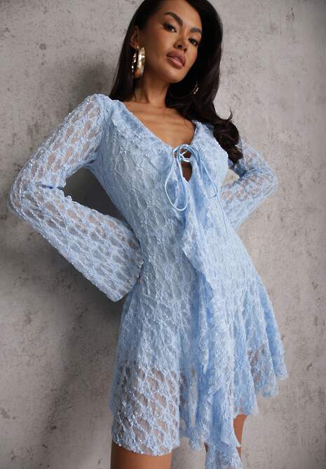 Niebieska Eteryczna Sukienka z Koronki z Falbankami i Wiązaniem Dianatta 4