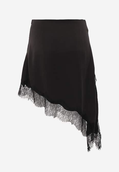 Czarna Asymetryczna Spódnica z Satyny Zdobiona Koronką Katarva 7