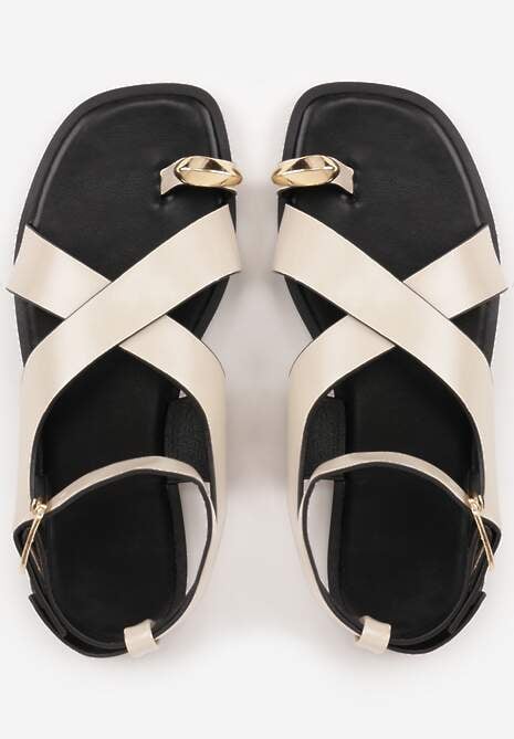 Beżowe Sandały w Stylu Japonek Ozdobione Metaliczną Aplikacją Carover 6