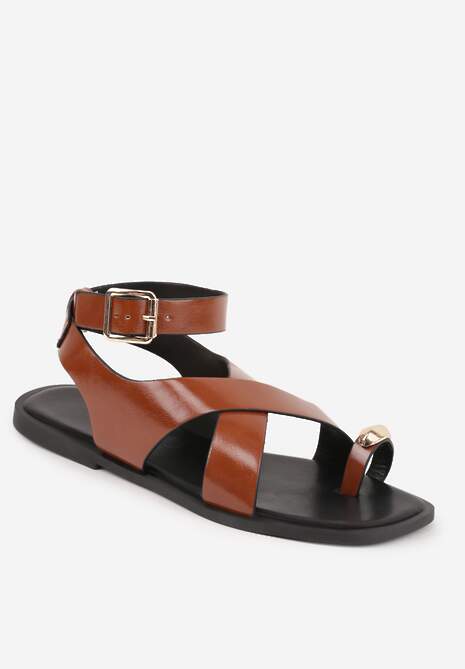 Brązowe Sandały w Stylu Japonek Ozdobione Metaliczną Aplikacją Carover 5