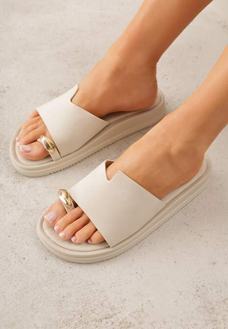 Beżowe Klapki Japonki Ozdobione Aplikacją na Palcu Noevianna