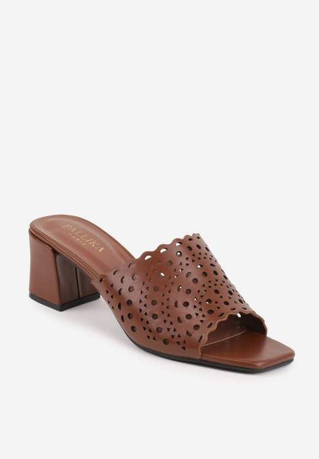 Brązowe Ażurowe Klapki na Słupkowym Obcasie z Kwadratowym Noskiem Lumetia 5