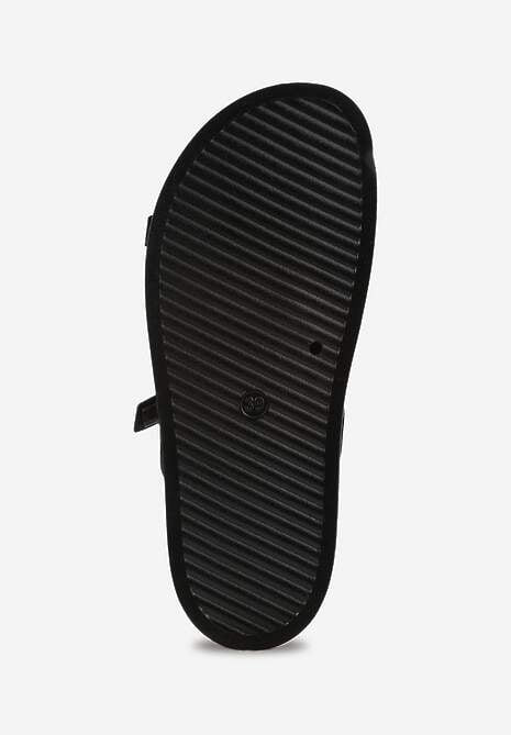 Czarne Klapki Ozdobione Metalicznymi Klamrami Zelivra 7