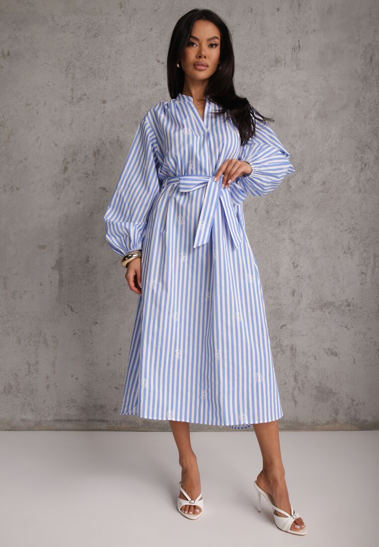 Niebieska Bawełniana Sukienka o Pudełkowym Kroju z Haftem i Wiązanym Paskiem Guineney 4