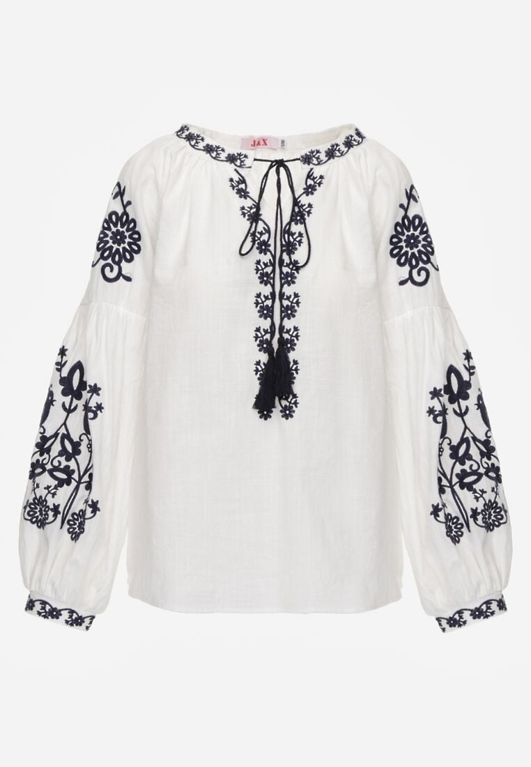 Biała Rustykalna Bluzka z Bawełny Zdobiona Haftem i Sznurkiem z Chwostami Marytea 6
