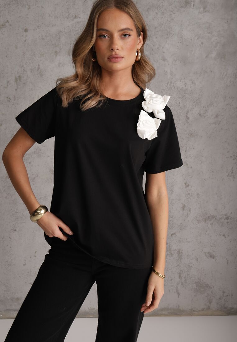 Czarno-Biały Bawełniany T-shirt o Klasycznym Kroju z Kwiatowymi Aplikacjami 3D Morgane 4
