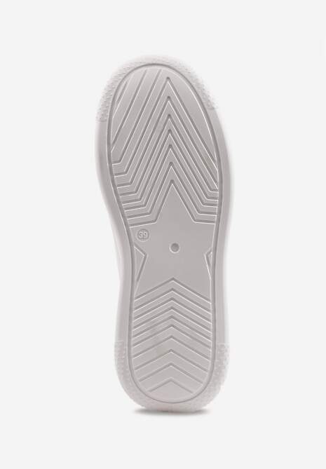 Białe Sneakersy Vices na Platformie Ozdobione Napisem i Perforacją Nonaritha 7